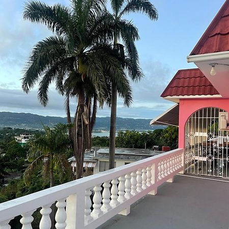 Three Palm Villa Montego Bay Extérieur photo