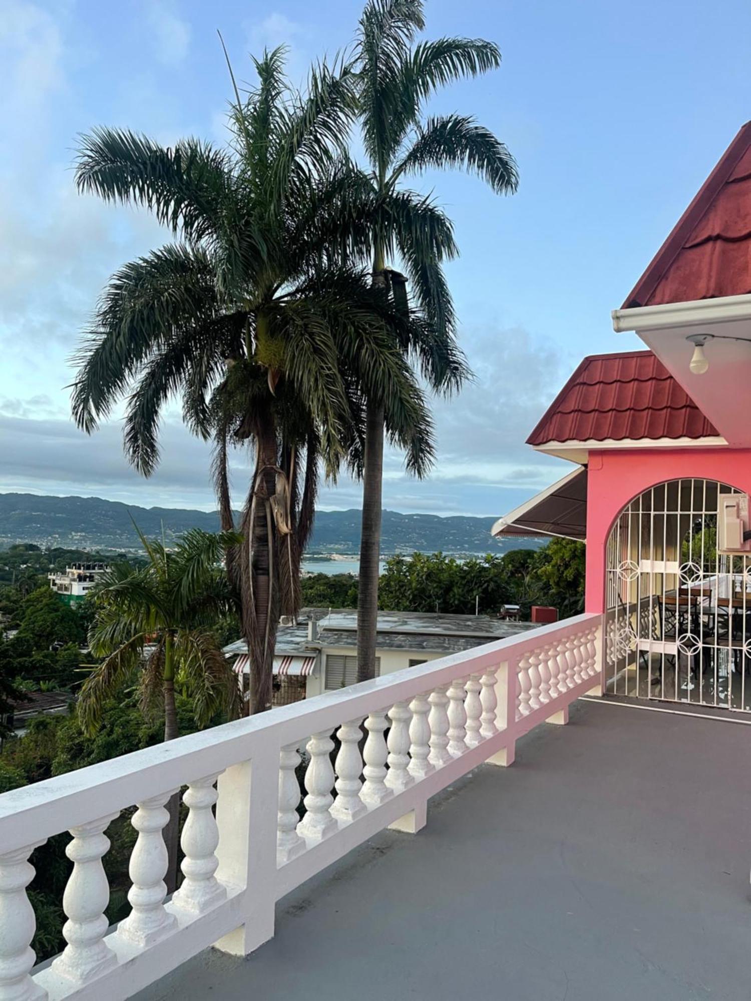 Three Palm Villa Montego Bay Extérieur photo